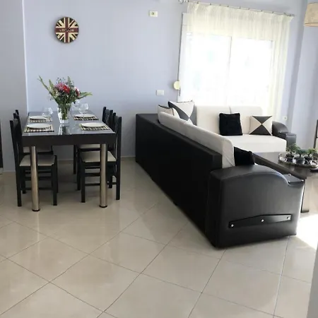 Albania Sarande Adar 1 * Gjashte